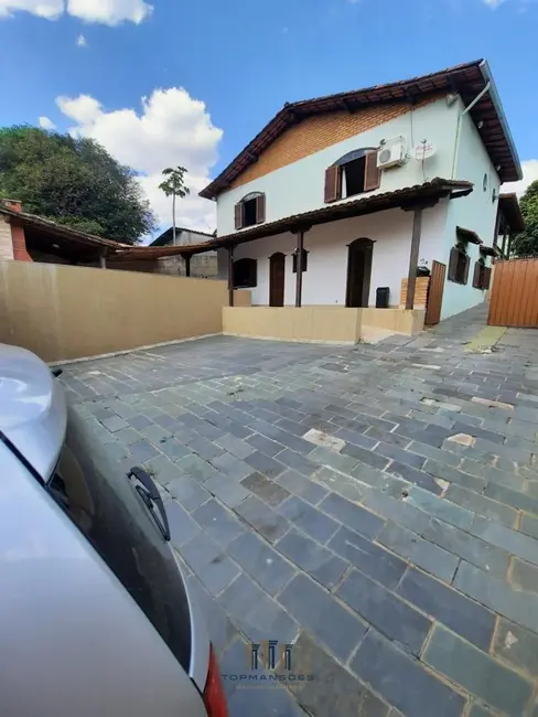 Foto 1 de Casa com 3 quartos à venda, 295m2 em Sao Jose Da Lapa - MG