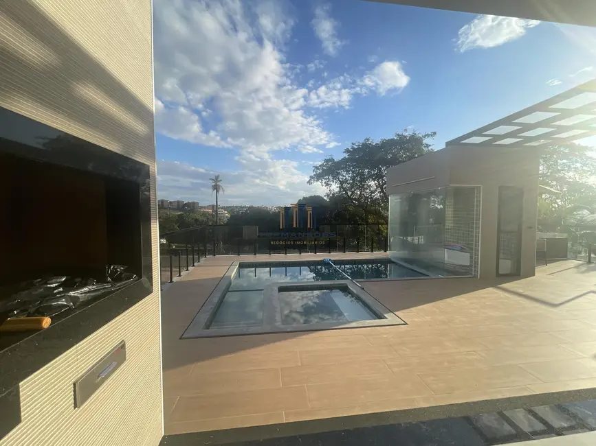 Foto 8 de Casa de Condomínio com 4 quartos para alugar, 545m2 em Vespasiano - MG