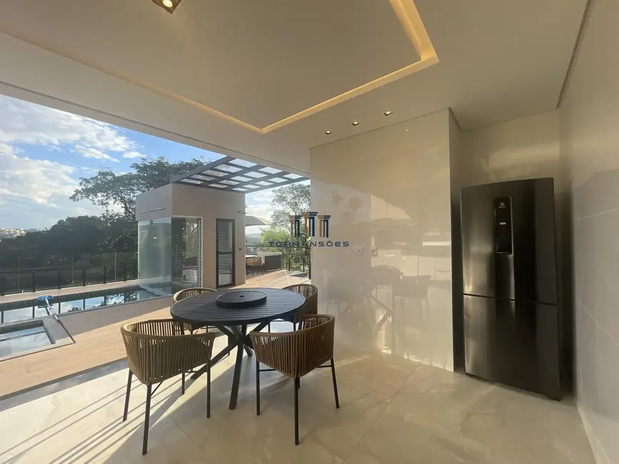 Foto 9 de Casa de Condomínio com 4 quartos para alugar, 545m2 em Vespasiano - MG