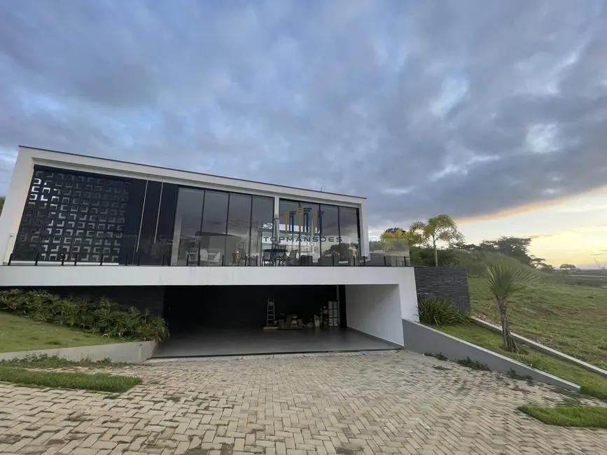 Foto 1 de Casa de Condomínio com 4 quartos à venda, 360m2 em Vespasiano - MG