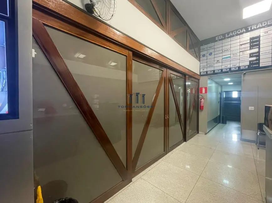 Foto 4 de Loja com 4 quartos para alugar, 400m2 em São José, Belo Horizonte - MG