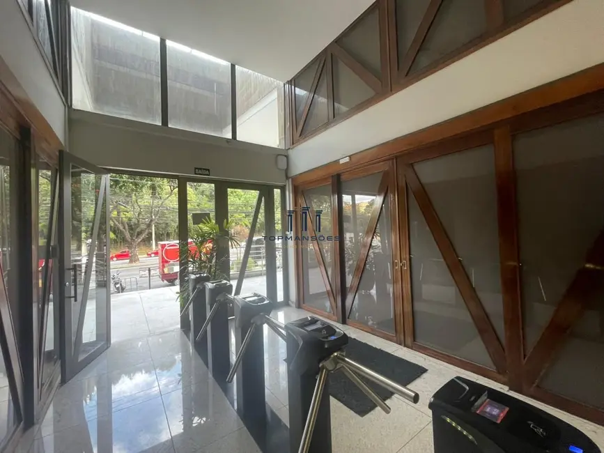 Foto 6 de Loja com 4 quartos para alugar, 400m2 em São José, Belo Horizonte - MG