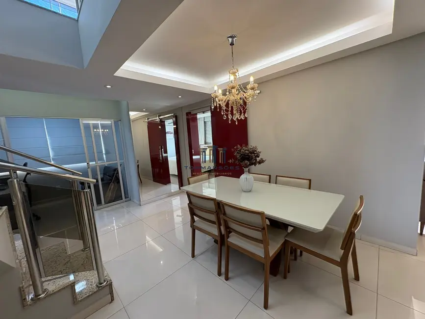 Foto 4 de Apartamento com 4 quartos para alugar, 230m2 em Colégio Batista, Belo Horizonte - MG