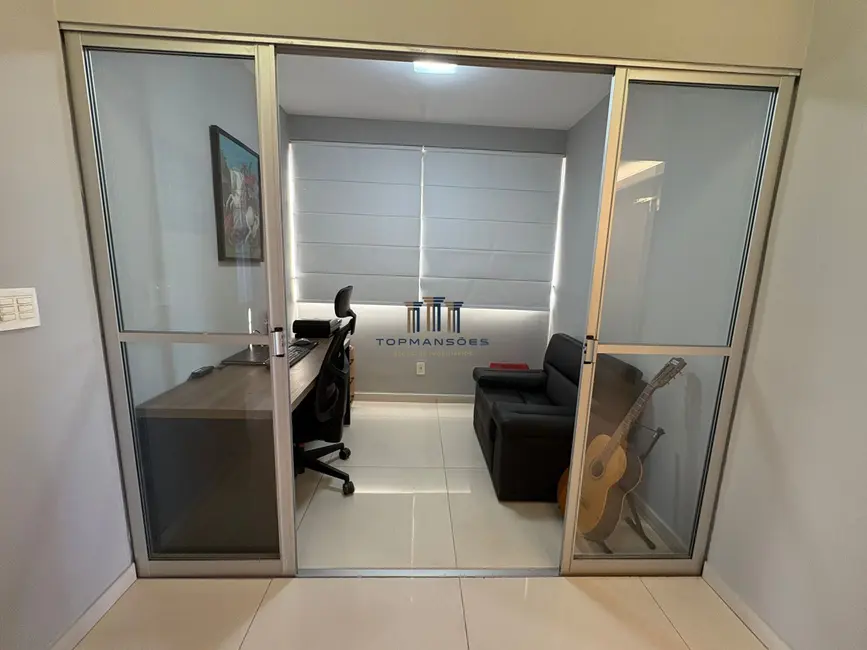 Foto 9 de Apartamento com 4 quartos para alugar, 230m2 em Colégio Batista, Belo Horizonte - MG