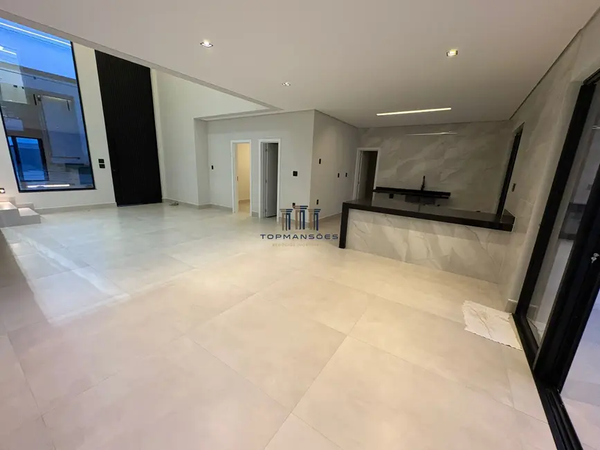 Casa de Condomínio com 4 quartos à venda, 253m2 em Vespasiano - MG - imagem 7 Foto 7 de Casa de Condomínio com 4 quartos à venda, 253m2 em Vespasiano - MG