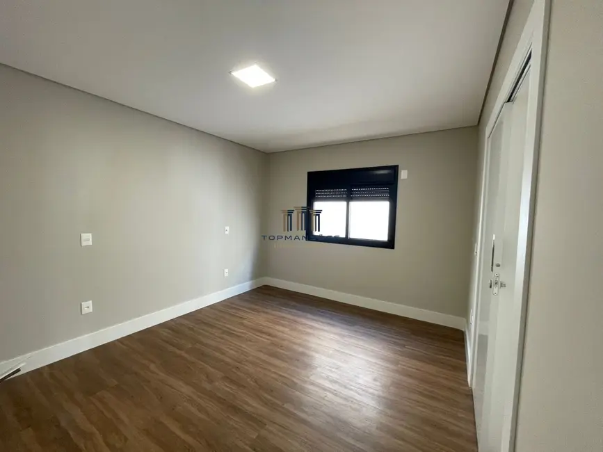 Foto 9 de Casa de Condomínio com 4 quartos à venda, 380m2 em Contagem - MG