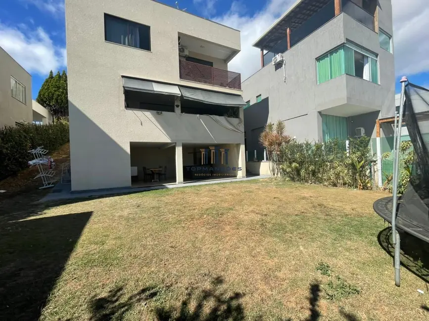 Foto 8 de Casa de Condomínio com 3 quartos à venda, 270m2 em Vespasiano - MG