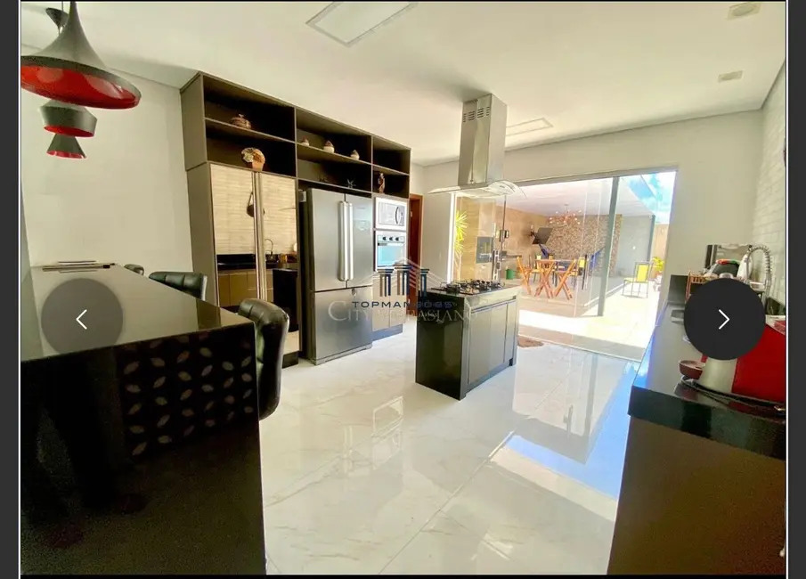 Casa de Condomínio com 4 quartos à venda, 277m2 em Centro, Vespasiano - MG - imagem 8 Foto 8 de Casa de Condomínio com 4 quartos à venda, 277m2 em Centro, Vespasiano - MG