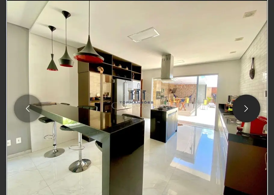 Casa de Condomínio com 4 quartos à venda, 277m2 em Centro, Vespasiano - MG - imagem 9 Foto 9 de Casa de Condomínio com 4 quartos à venda, 277m2 em Centro, Vespasiano - MG