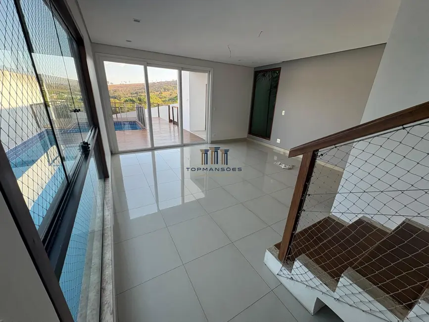 Foto 4 de Casa de Condomínio com 4 quartos para alugar, 303m2 em Centro, Vespasiano - MG