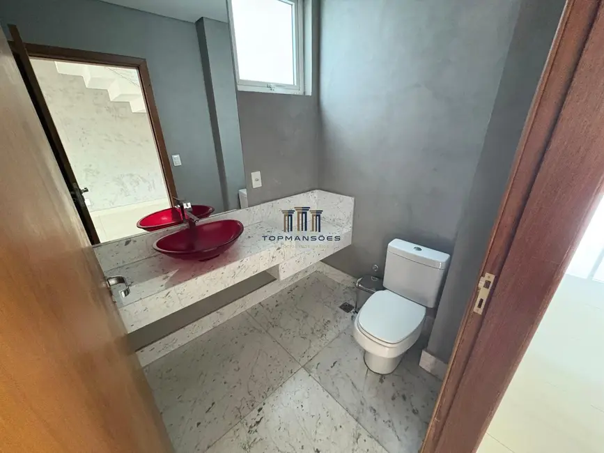 Foto 3 de Casa de Condomínio com 4 quartos para alugar, 303m2 em Centro, Vespasiano - MG