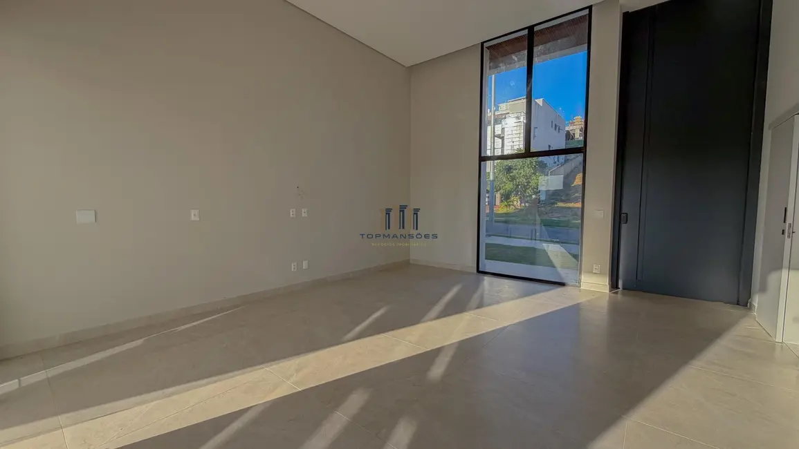 Foto 4 de Casa de Condomínio com 4 quartos à venda, 280m2 em Vespasiano - MG