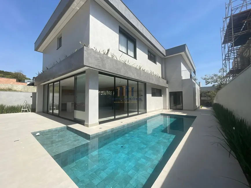 Casa de Condomínio com 4 quartos à venda, 583m2 em Vespasiano - MG - imagem 1 Foto 1 de Casa de Condomínio com 4 quartos à venda, 583m2 em Vespasiano - MG