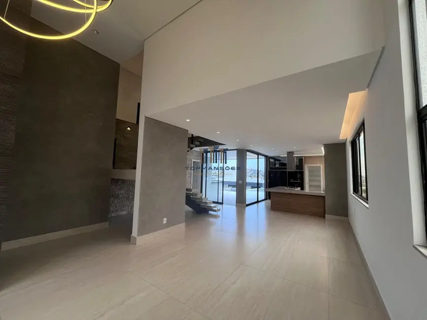 Casa de Condomínio com 4 quartos à venda, 368m2 em Vespasiano - MG - imagem 6 Foto 6 de Casa de Condomínio com 4 quartos à venda, 368m2 em Vespasiano - MG