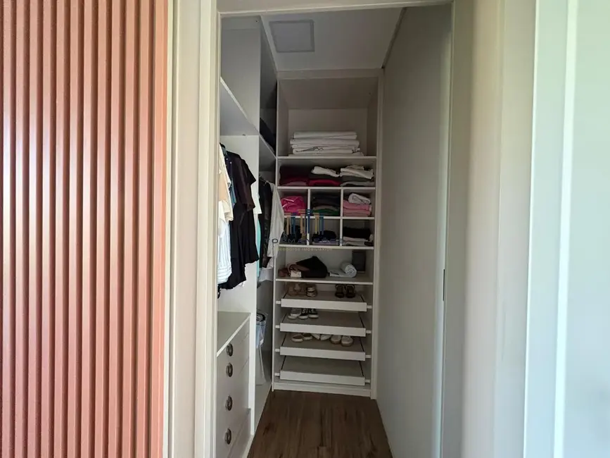 Foto 7 de Casa de Condomínio com 4 quartos à venda, 379m2 em Vespasiano - MG