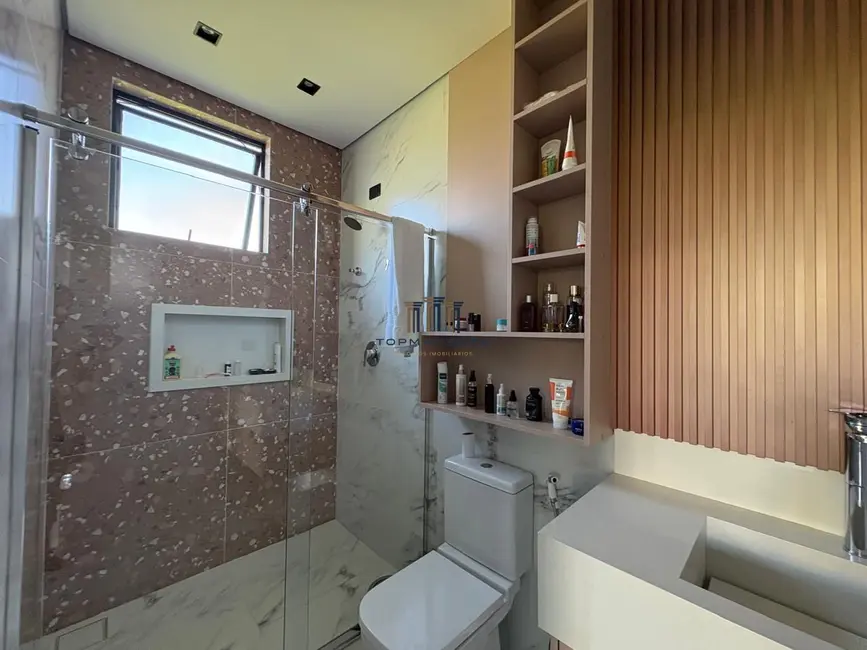 Foto 9 de Casa de Condomínio com 4 quartos à venda, 379m2 em Vespasiano - MG