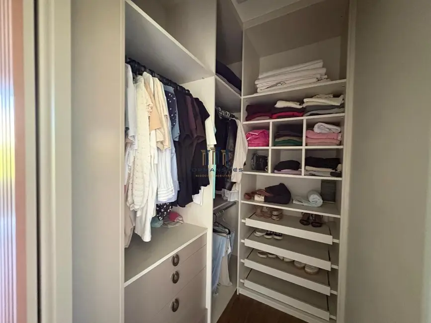 Foto 6 de Casa de Condomínio com 4 quartos à venda, 379m2 em Vespasiano - MG