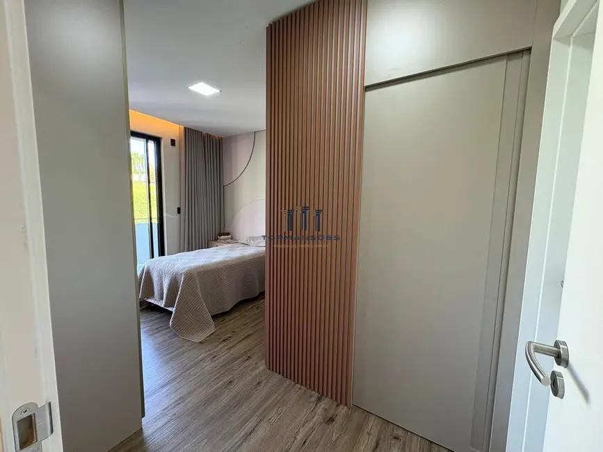 Foto 5 de Casa de Condomínio com 4 quartos à venda, 379m2 em Vespasiano - MG