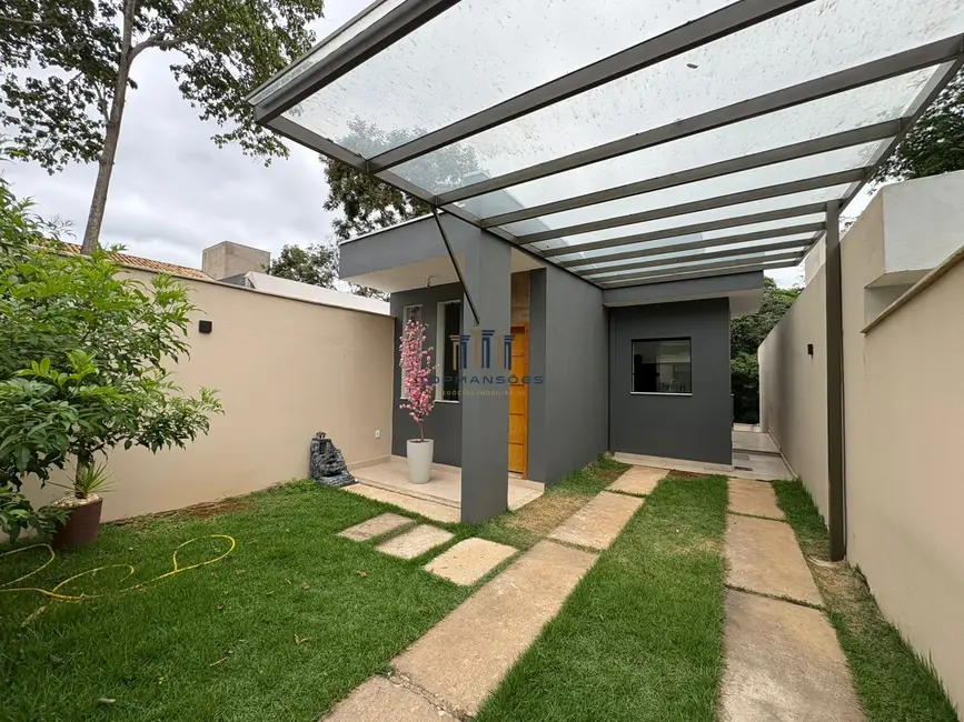 Foto 1 de Casa com 2 quartos à venda, 90m2 em Lagoa Santa - MG