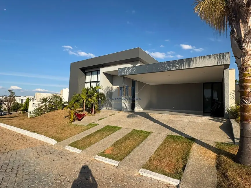 Foto 3 de Casa de Condomínio com 3 quartos à venda, 196m2 em Vespasiano - MG