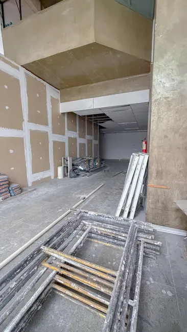 Loja com 3 quartos para alugar, 1238m2 em Savassi, Belo Horizonte - MG - imagem 5 Foto 5 de Loja com 3 quartos para alugar, 1238m2 em Savassi, Belo Horizonte - MG