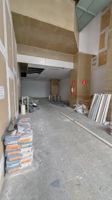 Loja com 3 quartos para alugar, 1238m2 em Savassi, Belo Horizonte - MG - imagem 4 Foto 4 de Loja com 3 quartos para alugar, 1238m2 em Savassi, Belo Horizonte - MG