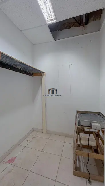Loja com 3 quartos para alugar, 1238m2 em Savassi, Belo Horizonte - MG - imagem 6 Foto 6 de Loja com 3 quartos para alugar, 1238m2 em Savassi, Belo Horizonte - MG