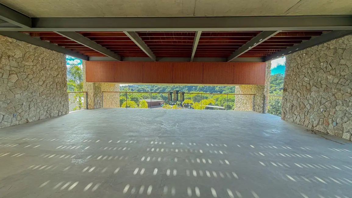 Foto 6 de Casa com 4 quartos à venda, 550m2 em Vespasiano - MG
