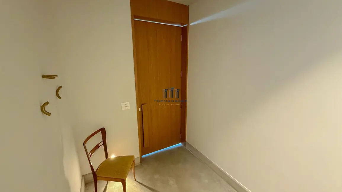 Foto 9 de Casa com 4 quartos à venda, 550m2 em Vespasiano - MG