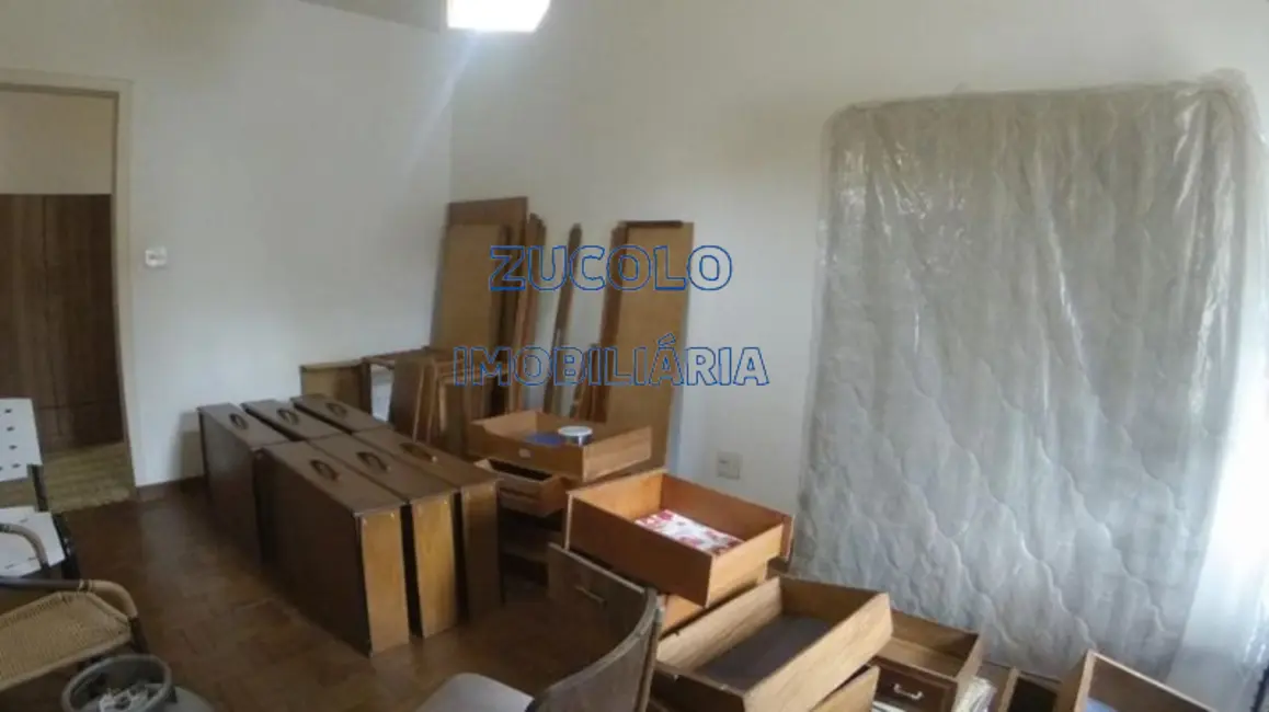 Foto 2 de Casa com 2 quartos para alugar, 250m2 em Vila Euclides, Sao Bernardo Do Campo - SP