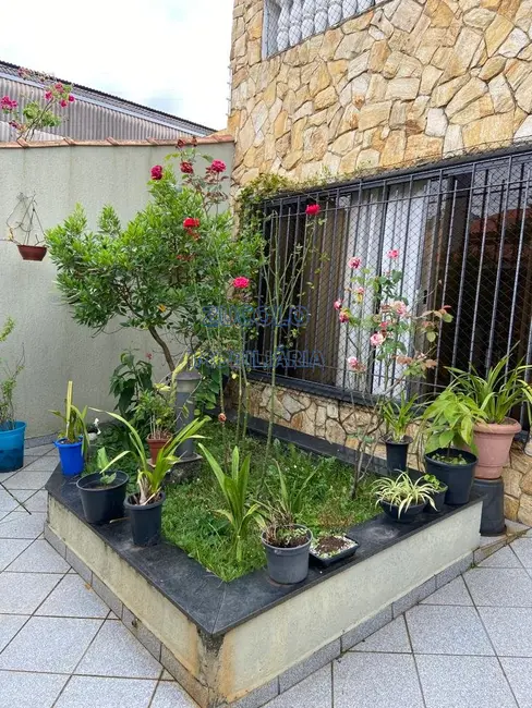 Foto 2 de Sobrado com 3 quartos à venda, 191m2 em Jardim Stella, Santo Andre - SP