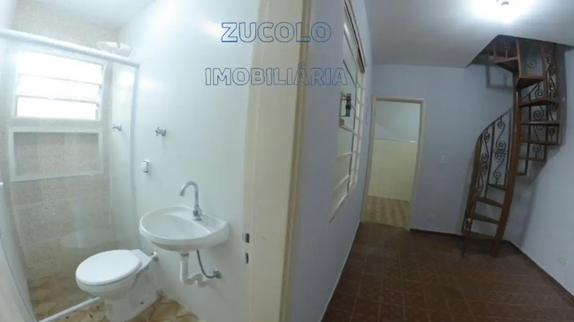 Foto 2 de Casa com 2 quartos para alugar, 50m2 em Paulicéia, Sao Bernardo Do Campo - SP