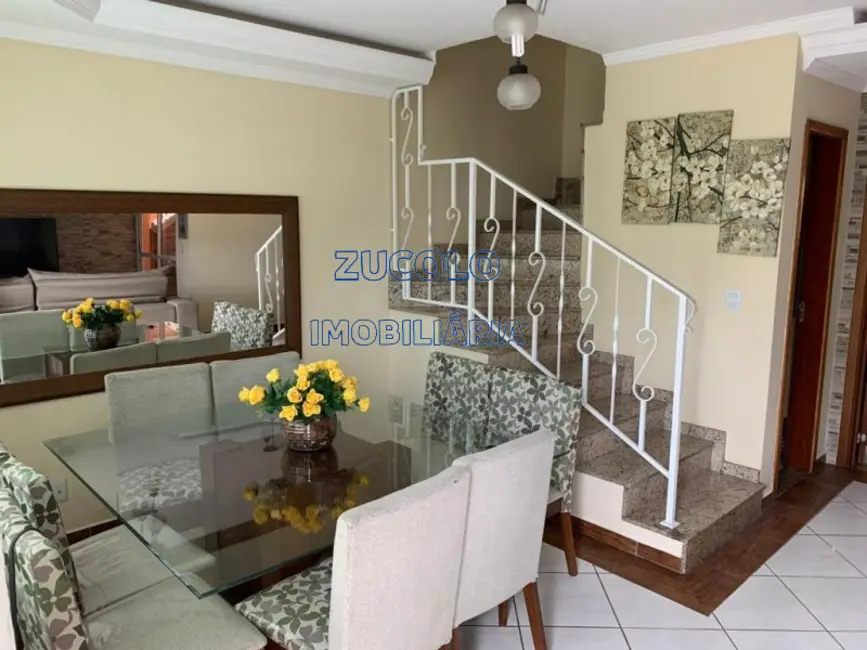 Foto 3 de Sobrado com 4 quartos à venda, 279m2 em Vila Lucinda, Santo Andre - SP