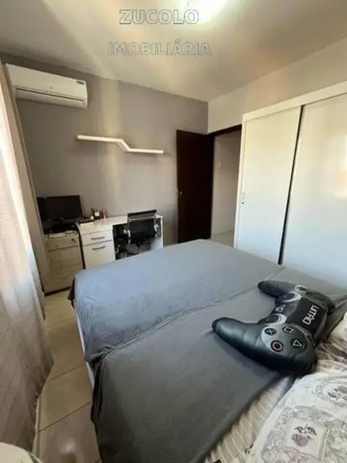 Casa com 4 quartos à venda, 200m2 em Jardim Las Vegas, Santo Andre - SP - imagem 3 Foto 3 de Casa com 4 quartos à venda, 200m2 em Jardim Las Vegas, Santo Andre - SP