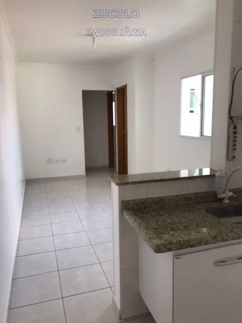 Foto 6 de Apartamento com 2 quartos para alugar, 50m2 em Jardim das Maravilhas, Santo Andre - SP