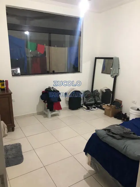 Foto 2 de Casa com 2 quartos para alugar, 100m2 em Parque Terra Nova II, Sao Bernardo Do Campo - SP