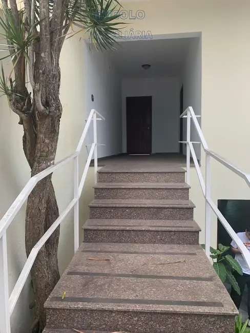 Casa com 3 quartos à venda, 235m2 em Vila Euclides, Sao Bernardo Do Campo - SP - imagem 3 Foto 3 de Casa com 3 quartos à venda, 235m2 em Vila Euclides, Sao Bernardo Do Campo - SP