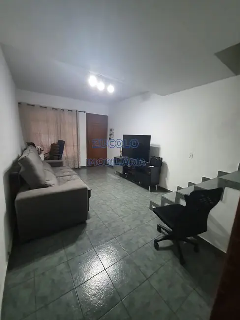 Foto 2 de Casa com 3 quartos à venda, 125m2 em Alves Dias, Sao Bernardo Do Campo - SP