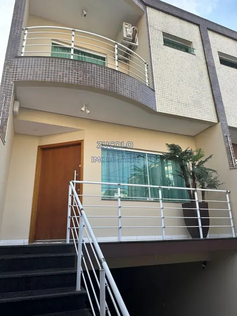 Foto 3 de Sobrado com 4 quartos à venda, 323m2 em Baeta Neves, Sao Bernardo Do Campo - SP