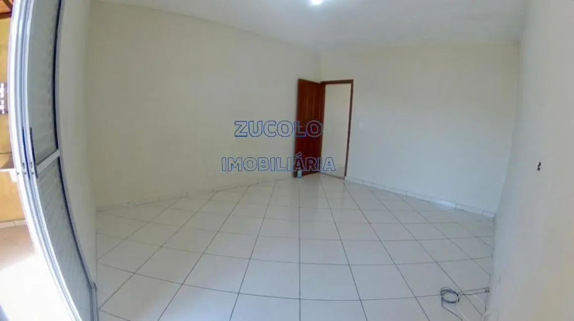 Foto 4 de Kitnet com 1 quarto para alugar, 40m2 em Dos Casa, Sao Bernardo Do Campo - SP