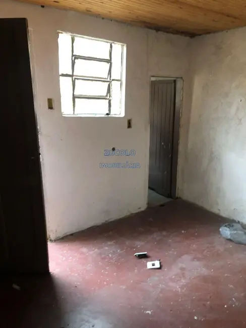 Foto 6 de Casa com 2 quartos para alugar, 120m2 em Vila Ema, São Paulo - SP