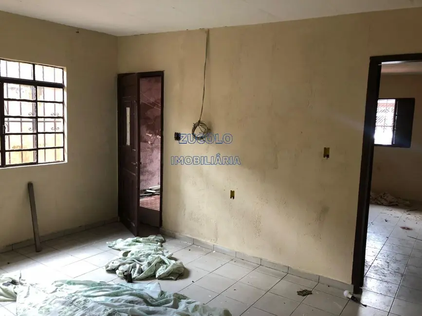 Foto 9 de Casa com 2 quartos para alugar, 120m2 em Vila Ema, São Paulo - SP