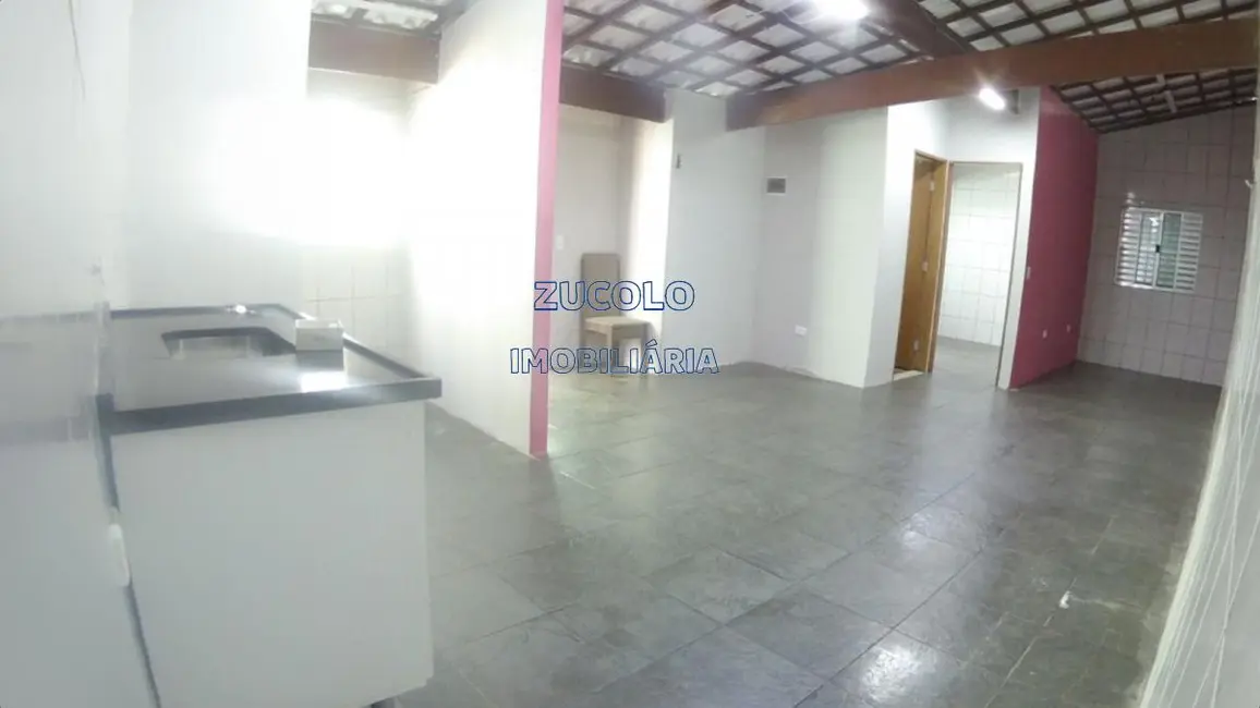 Foto 3 de Casa com 1 quarto para alugar, 40m2 em Vila Nogueira, Diadema - SP