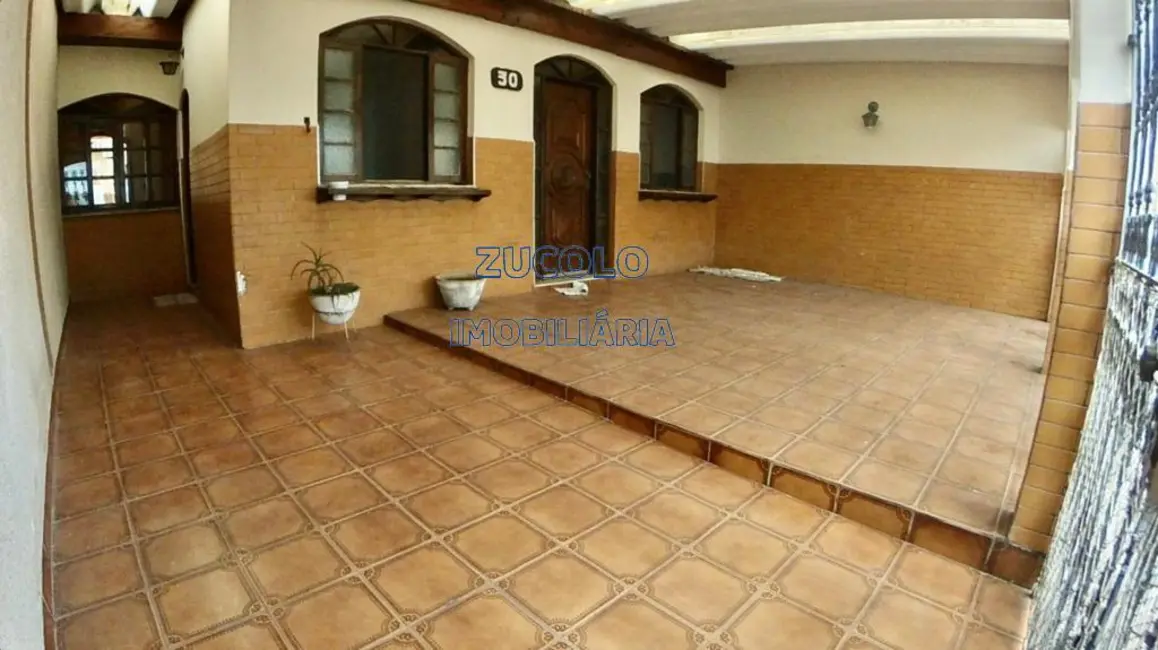 Foto 2 de Sobrado com 4 quartos para alugar, 210m2 em Rudge Ramos, Sao Bernardo Do Campo - SP