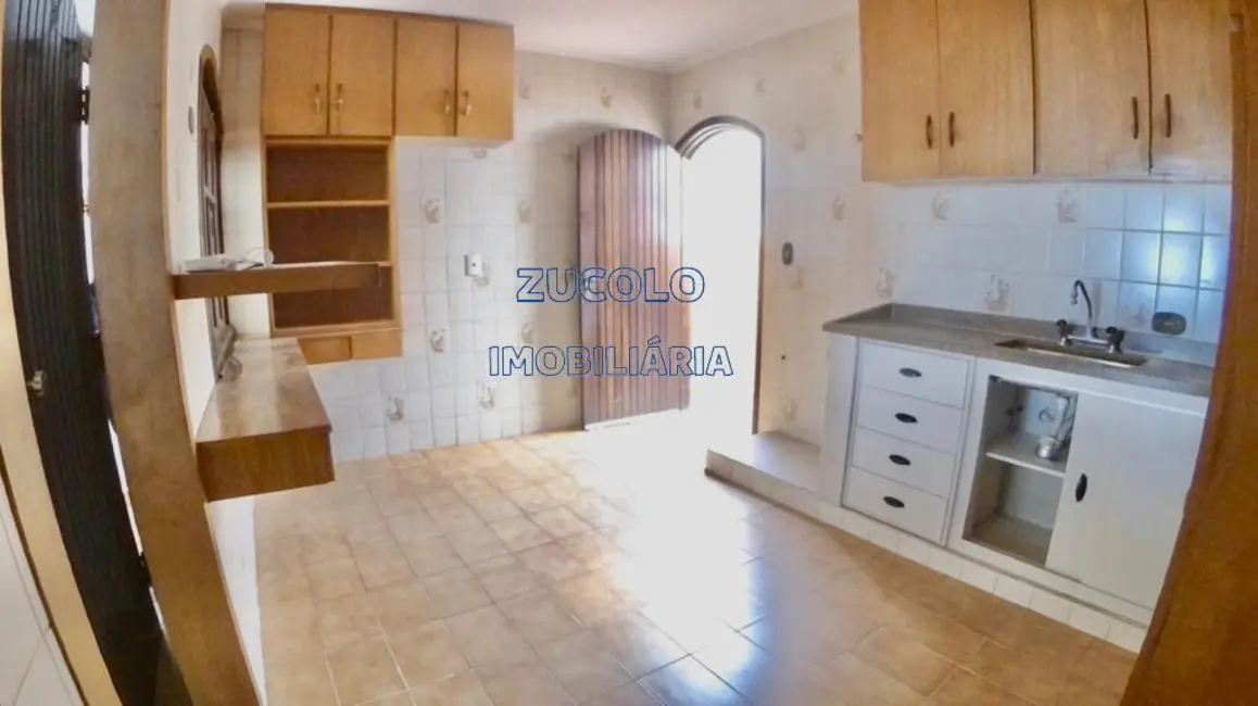 Foto 6 de Sobrado com 4 quartos para alugar, 210m2 em Rudge Ramos, Sao Bernardo Do Campo - SP