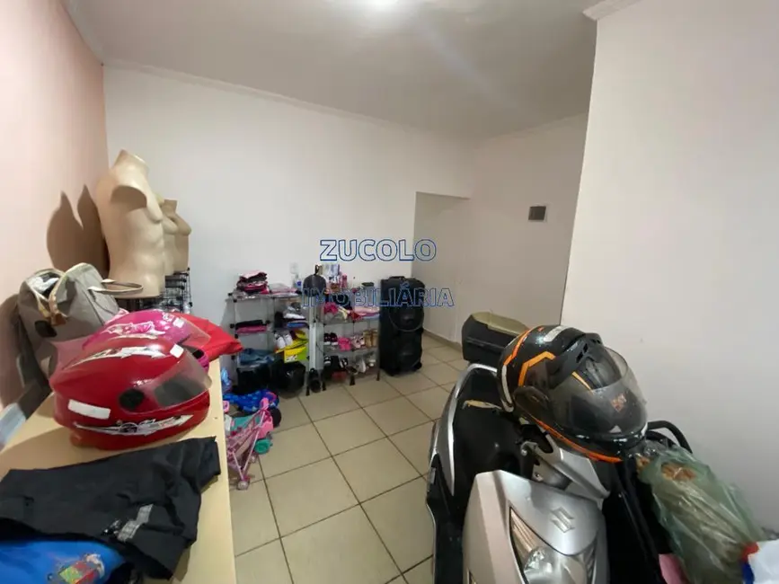 Casa com 2 quartos à venda, 80m2 em Jardim Las Vegas, Santo Andre - SP - imagem 4 Foto 4 de Casa com 2 quartos à venda, 80m2 em Jardim Las Vegas, Santo Andre - SP