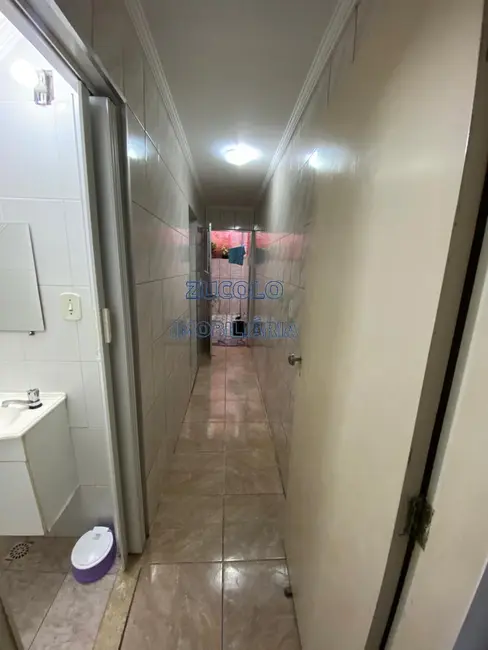 Casa com 2 quartos à venda, 80m2 em Jardim Las Vegas, Santo Andre - SP - imagem 9 Foto 9 de Casa com 2 quartos à venda, 80m2 em Jardim Las Vegas, Santo Andre - SP