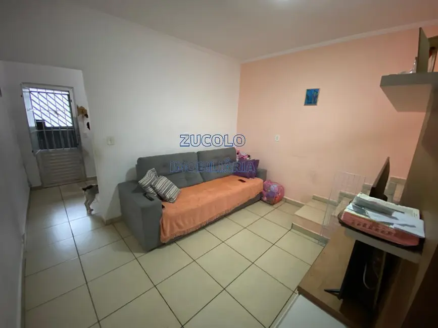 Casa com 2 quartos à venda, 80m2 em Jardim Las Vegas, Santo Andre - SP - imagem 6 Foto 6 de Casa com 2 quartos à venda, 80m2 em Jardim Las Vegas, Santo Andre - SP