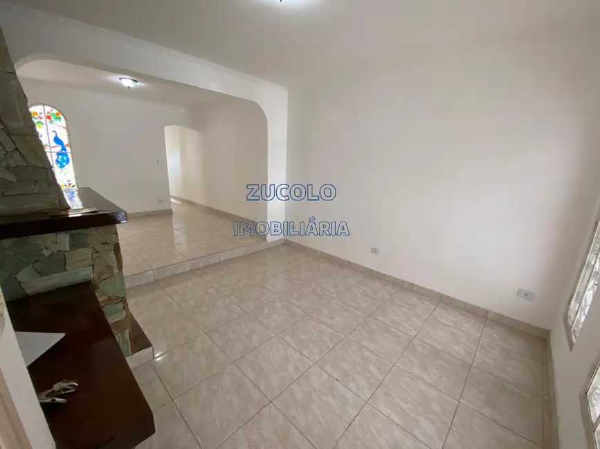 Sobrado com 3 quartos à venda, 174m2 em Sao Bernardo Do Campo - SP - imagem 2 Foto 2 de Sobrado com 3 quartos à venda, 174m2 em Sao Bernardo Do Campo - SP