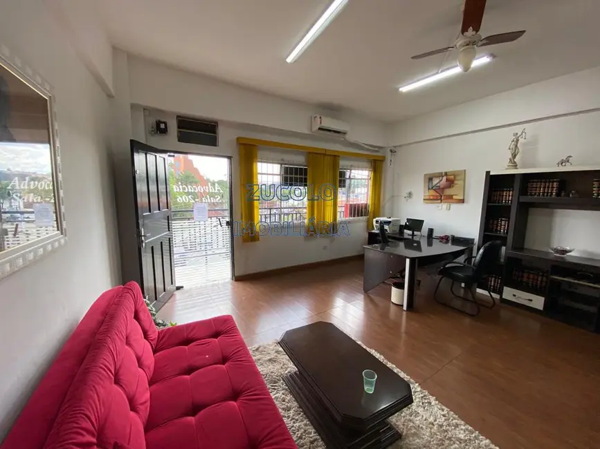 Foto 1 de Sala Comercial para alugar, 48m2 em Piraporinha, Diadema - SP